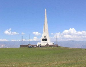 obelisco batalla de ayacucho